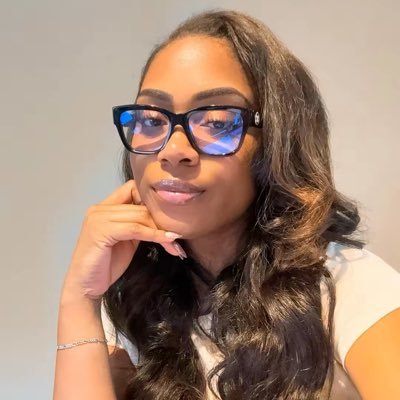 💚💕 ICU BSN,RN, CCRN 🩺 Doctor of Nurse Anesthesia ‘29 | ♉︎