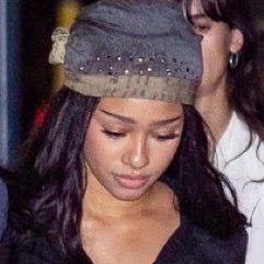 meretbills's profile picture. a fan account for manon