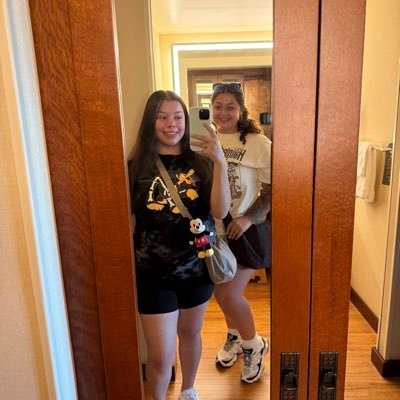 neomixlisette's profile picture. labor & delivery RN