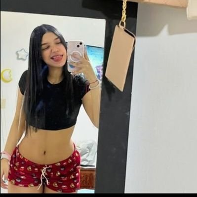 fernanditacqh's profile picture. usa este link y te ganas una foto mía papiii