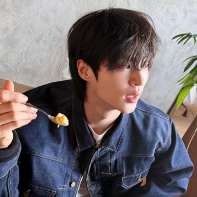 _rabbitchu's profile picture. 