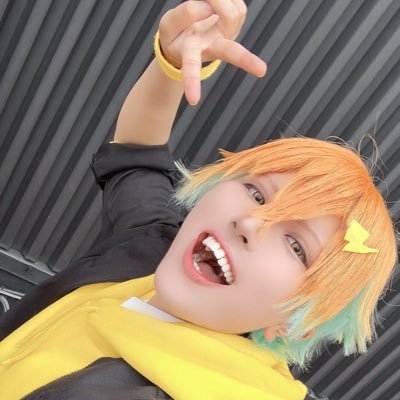 hi_i_sunflower's profile picture. 雑多垢 / 20↑/ 関東・東北中心 / 思い出したように動く 男装の方が多いです enst垢→@hii_sunflower_