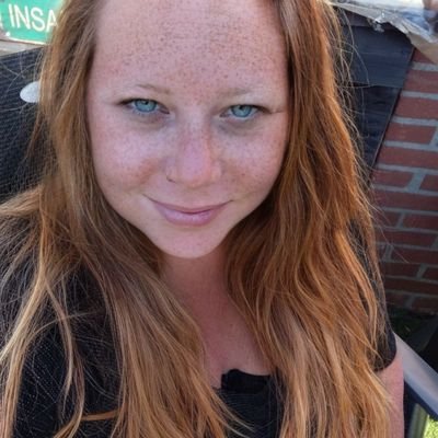 #ZijMetDieSproeten is terug! Single mom, Drent, Hoogevener met ergste buurman ooit.
Te dik😜 Nou en;) Zelfspot❤️ Verzamelaar van vanalles.
Chronisch geldgebrek!