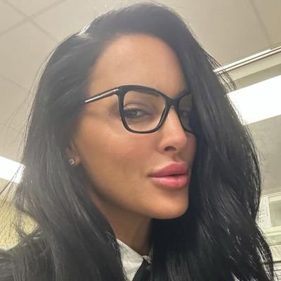Je m’appelle Martine GOUVET, 30 ans, et je suis Chargée de recrutement au sein de la GCC Canada.