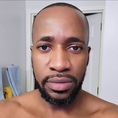 strictly top and freaky, hygiene is the first priority transmen,skinny, and medium in front and free lgbtq, black lives matters.