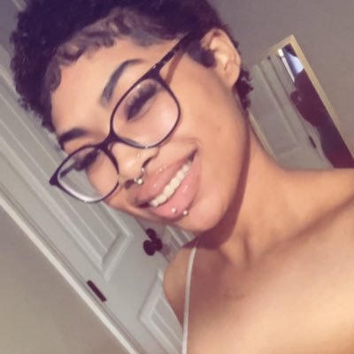 baphisload's profile picture. hands up bitch.