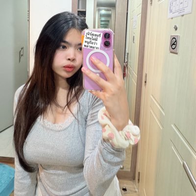 jpooetye's profile picture. 