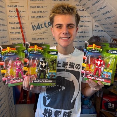 We love Films, TV, Video Games, Toys, Music, Theatre and having lots of fun. Plus we meet loads of famous people!!! Also check out @YouthGottit