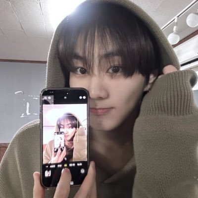 #lynnchen #lovestay #Nct #enha ~she/her★ 19 ~ shu porang porang linos^^love Nana ♡ multi 🫧~saw the rose,oneus, svt,dream,skz,enha🧸
