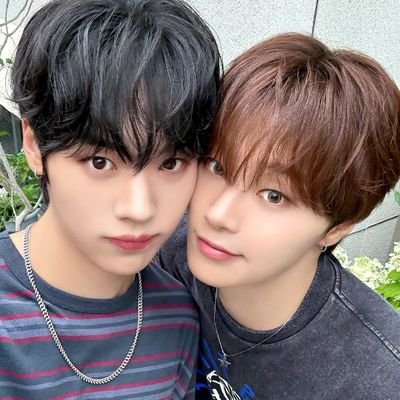 a deep archive for all my failures and maybe some love (for drippin and juyeon)