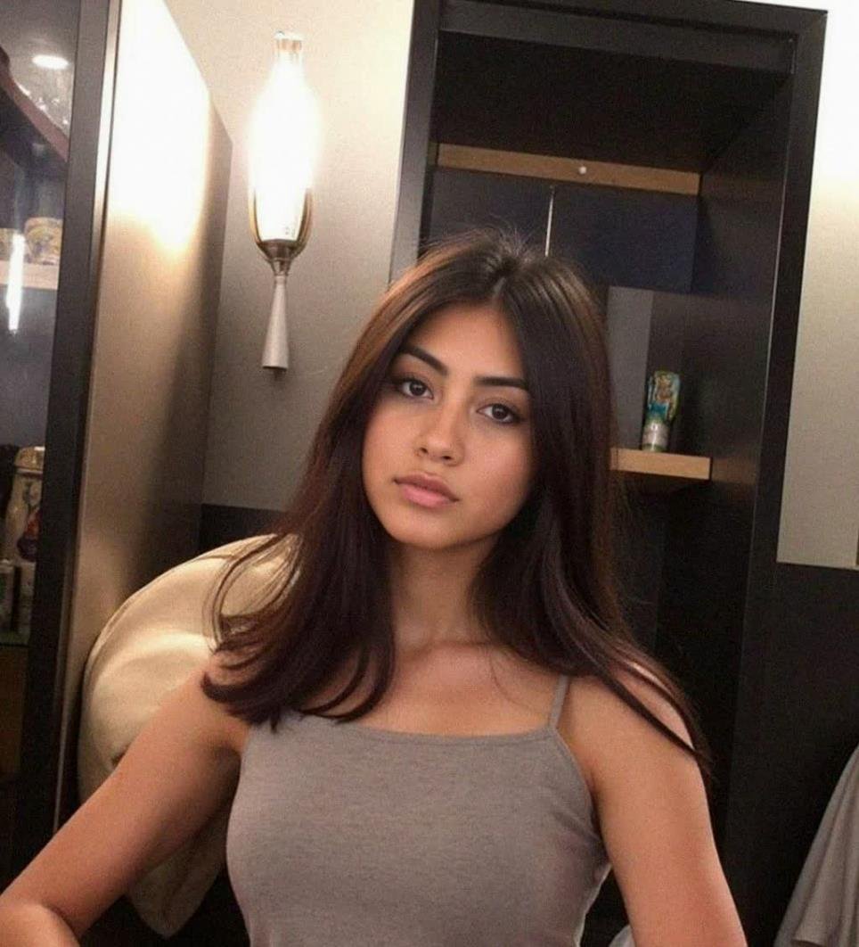 mayaghlb's profile picture. 18 💕 only a 2nd acc 🫶 my main is gone, text me on telegram ↓