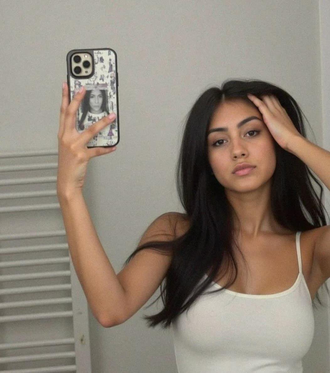 mayajqdh's profile picture. 18 💕 only a 2nd acc 🫶 i was banned on my main, dm me on telegram ↓