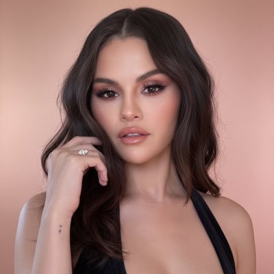 selenheaven's profile picture. »»