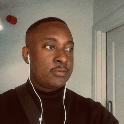 3 IMPORTANT THINGS IN LIFE: 1 - Follow your God. 2 - Follow your dreams. 3 - Click on the Follow button.... Sc-kenweezy4