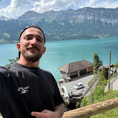 sukru_erkenek02's profile picture.