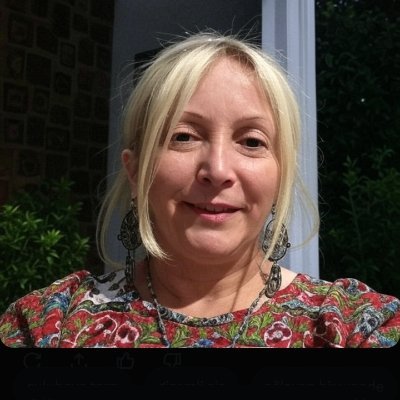 NevimElgun's profile picture. Seni düşünmek güzel şey,
ümitli şey,Fakat artık ümit yetmiyor bana,
ben artık şarkı söylemek istiyorum