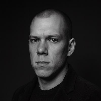 Für mehr politische Intelligenz und offene Kommunikation. Gegen Hass und Hetze. Für ein Zusammen, gegen ein Spalten. Unerschütterlicher Demokrat!