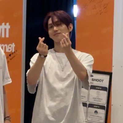 𝑓𝑜𝑟 𝑖𝑑𝘯𝑡𝑡 𝑎𝘯𝑑 𝑖𝑑𝑖𝑑 | cosmo id: bubblejuho | nae ireum oechyeotji☝🤓