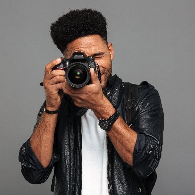 Freelancer ||
Filmmaker ||
Joybringer ||
I can't see it coming down my eyes so I gotta make that pic cry..
Arsenal FC