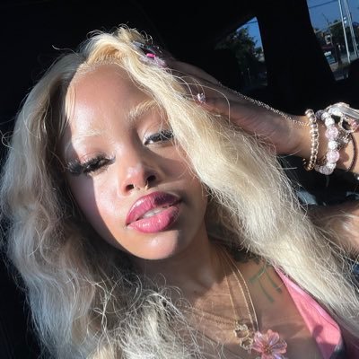 PV👩🏽❤️💋👩🏽777🍀 gemini☀️ libra🌙 aquarius🌅 $NiyaNovaa