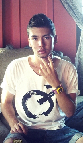 wellovers's profile picture. MsN: wel_santossiqueira@hotmail.com