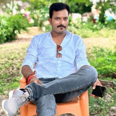 दुसरो पे उंगली उठाने से पहले खुद को सुधारिये,
समाज अपने आप सुधर जाएगा ।
