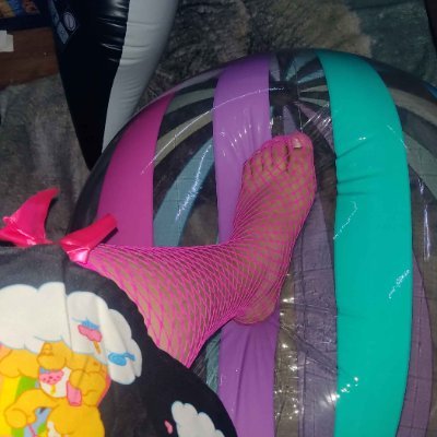inflatables❤
drawing, gaming
Mlp lover
Non popper
21