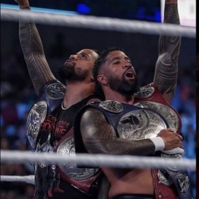 the usos, tjd, rhea ripley,roman reigns, etc 🤍/ met liv 7/29/24./ yeet 💙