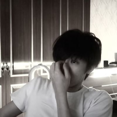 jstareaders's profile picture. book, movie, music, 😼