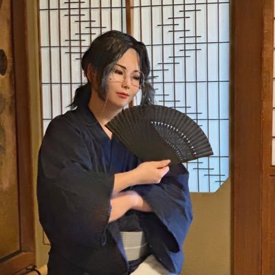 たまにコスするジャミルくんの親戚のお姉さん/25↑/東海の人//南海先生の夢女//桂浜の砂による朝さに垢@choson166/ヘッダーはパンさん@hot_cake_oishii/併せのお誘いについてはリトリン読んでほしいでがんす