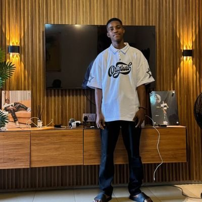 OnyeikeM76188's profile picture. 