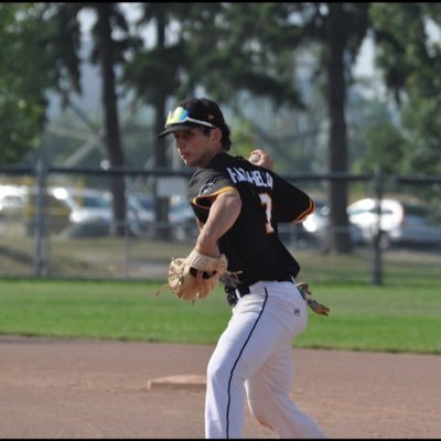 JulianRaschella's profile picture. Class of 2027 | 6’ 0” - 170lbs | 1B, 2B | 3.9 GPA| Scarborough Stingers AA ⚫️🟡 | Senator O’Connor College School |            📞: 416-841-8965