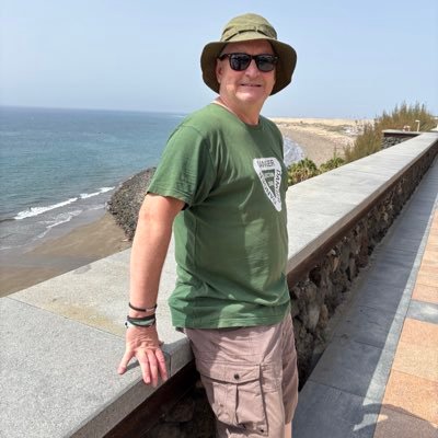 Facilities Manager for the NHS. RAF Armourer in a previous life. Norwich City STH. Married to my best Mate. Supporter of https://t.co/WE6XVWCVpW