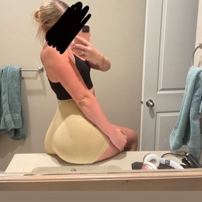 Scarletttempt7's profile picture. @Scarletttempt7 👻