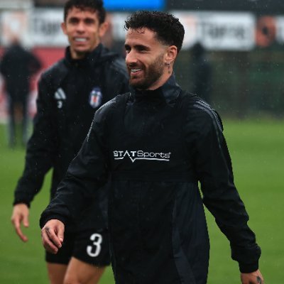 Doğruların kaderidir yalnızlık. Kargalar sürüyle Kartal yalnız uçar. @Besiktas
