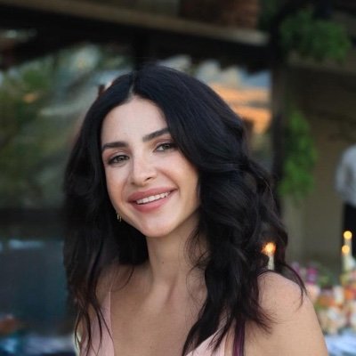 👩🏻💻 Fractional Web3 CMO class of '20 | prev @orca_so, @ankr, @PremiaFinance, @polkadex | Member @Safaryclub | Marketing takes & travel pics