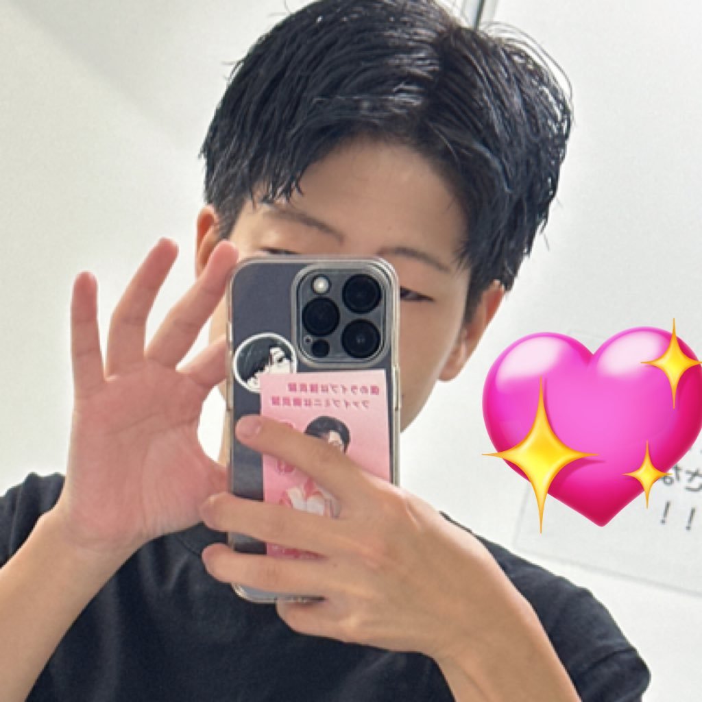 ミッチーが好きです😊 24歳になりました！ #ボーイッシュ DISCO☆ENDRPHIN 初心者ベイベー 神戸、福岡参泉！はぁ楽しかった！ また来年！ 神戸は1階後ろベイベー（ヘレベイベー）福岡は前ベイベー（カキフライベイベー） 昼の部FCイベ当選してた！