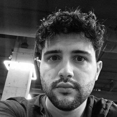 robe1107's profile picture. 