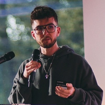 cto and founder @callstackio, core team @reactnative. i love cars 🏎️