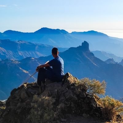Me encanta fotografiar paisajes y atardeceres. Naturaleza, series, cine, música y fotografía.
https://t.co/43rLYhdSDE