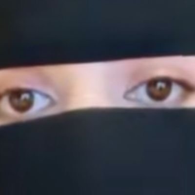 بنت اليمن Profile