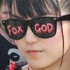 she/her | lesbian | 20 | 🇧🇷 | obsessed with Babymetal and Atarashii Gakko