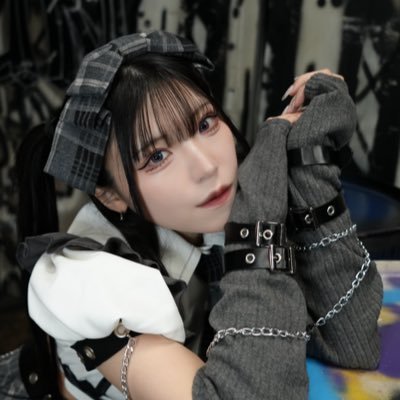 ✧ 踊り手 / コスパフォレイヤー ✧ NGありでなんでもやります お仕事のご依頼はこちらまで ⇢ x.luna2mail.x@gmail.com ⬇️イベント/ SNS情報 気味が悪いサブ垢(@lunasubchan)
