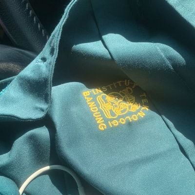 ciesyaw's profile picture. '26! soon to be maba itb :p | #freetag okaay