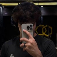 R (@r1tk45) 's Twitter Profile