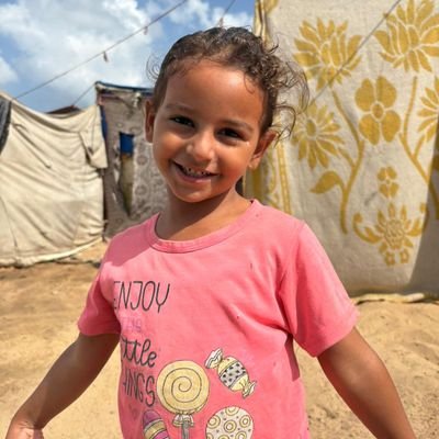 want get my family out of Gaza to safety🇵🇸🇵🇸
support my family 👇👇