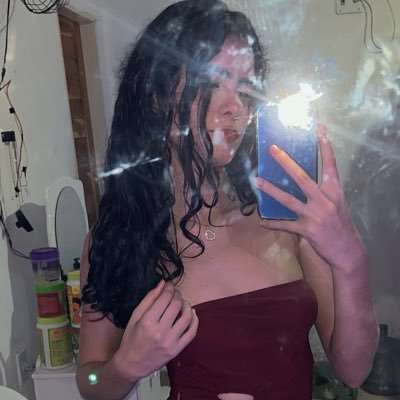 beatrizz_crr's profile picture. CRVG