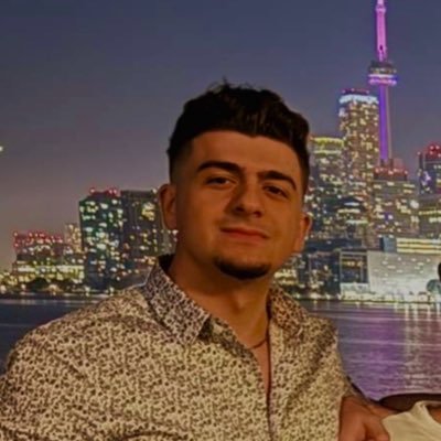 EM203mparente's profile picture. 