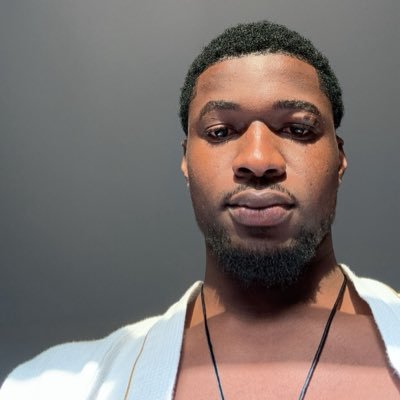 vini_de_cruz's profile picture. music🎶 Purple Heart 💜 Manchester United ⚽️❤️