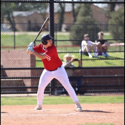 b_moncivais27's profile picture. 